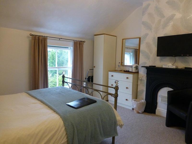 Bryn Derwen Guest House Конви Экстерьер фото