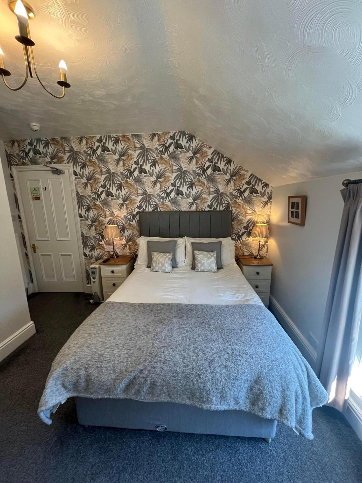 Bryn Derwen Guest House Конви Номер фото