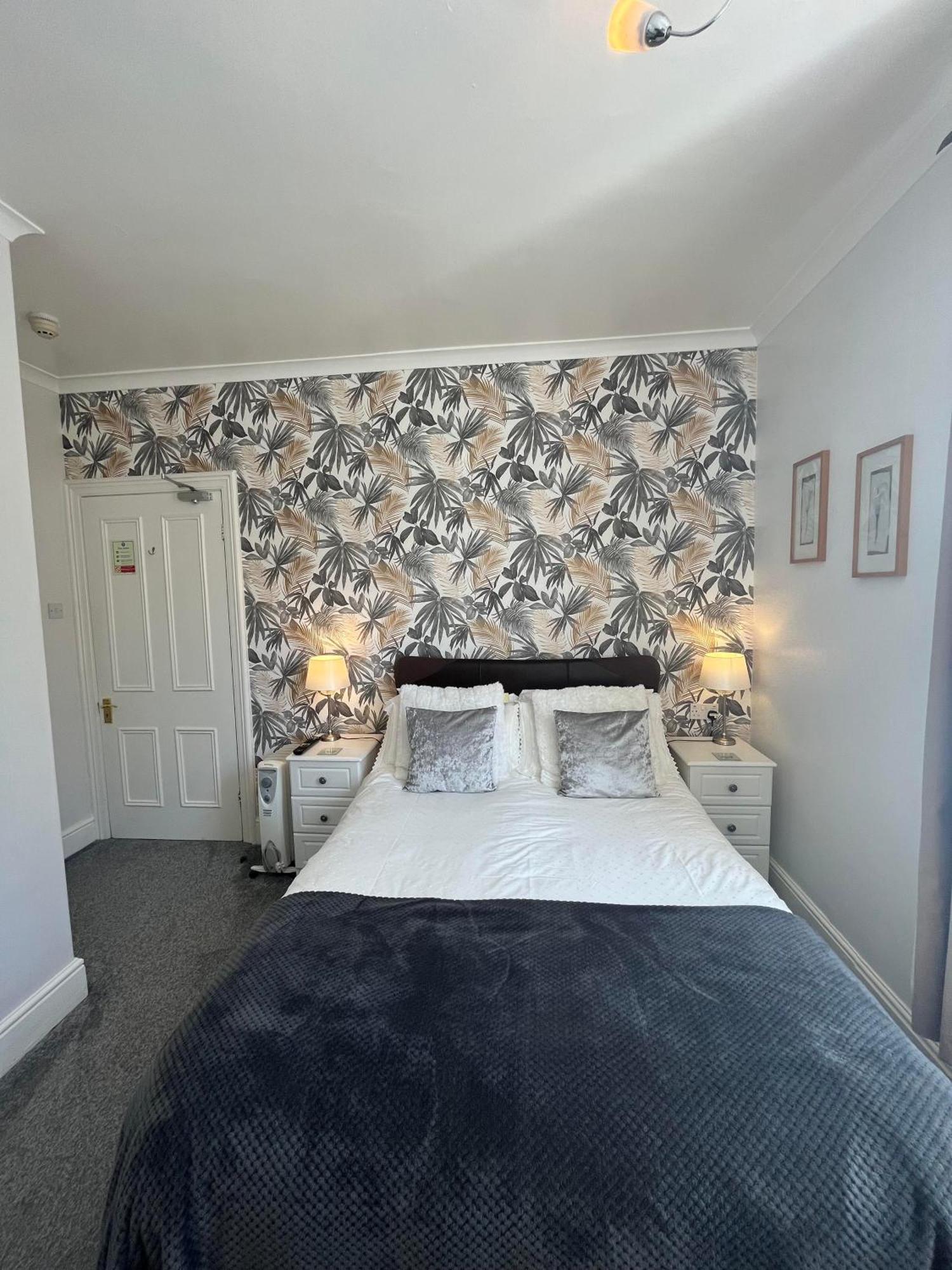Bryn Derwen Guest House Конви Номер фото